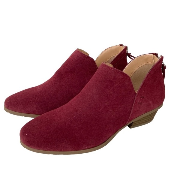 KENNETH COLE REACTION Women's Side Way Booties in Burgundy Suede Size 7M New - Picture 2 of 9
